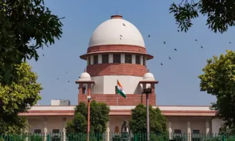 Not informing grounds of arrest to accused violation of fundamental right: SC