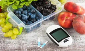 The Issue of Diabetes : डायबिटीज में फल खाना खतरनाक नहीं, इन फलों को डाइट में करें शामिल; कंट्रोल में रहेगा ब्लड शुगर