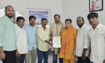 Telangana auto strike withdrawn on Minister Ponnam's assurance