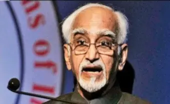 ফের হিন্দুদের বিরুদ্ধে বিষ উগরে দিলেন পাকিস্তান প্রেমী প্রাক্তন উপরাষ্ট্রপতি হামিদ আনসারি ; বলেছেন : 'ভারতে কমিউনিজমের চেয়ে হিন্দু সাম্প্রদায়িকতা বড় হুমকি'