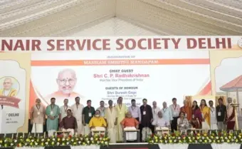 उपराष्ट्रपति सीपी राधाकृष्णन ने मन्नम स्मृति मंडपम का उद्घाटन किया, मन्नथु पद्मनाभन की प्रतिमा का किया अनावरण