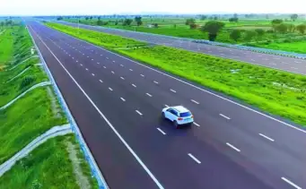 यूपी में बनेंगे 3 नए एक्सप्रेसवे, इन जिलों के लिए बड़ी खुशखबरी!