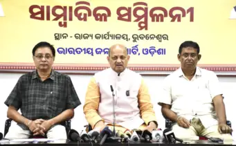 ପ୍ରଧାନମନ୍ତ୍ରୀ ଶ୍ରୀ ନରେନ୍ଦ୍ର ମୋଦୀଙ୍କ ୨୫ ବର୍ଷର ନିରବଚ୍ଛିନ୍ନ ନେତୃତ୍ୱକୁ ଅଭିନନ୍ଦନ ଜଣାଇ କେନ୍ଦ୍ର କ୍ୟାବିନେଟ୍‌ରେ ସଂକଳ୍ପ ପାରିତ