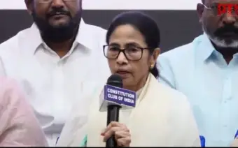 'জ্ঞানেশ কুমারকে অবিলম্বে পদত্যাগ করতে হবে', দিল্লীতে সুর চড়ালেন মমতা! তীব্র আন্দোলনের হুঁশিয়ারি
