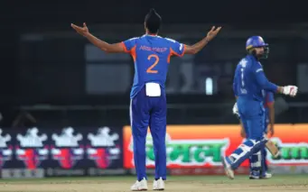 IND vs AFG 1st T20I: अफगानिस्तान ने भारत को दिया 157 रन का लक्ष्य, अजमतुल्लाह उमरजई ने जड़ा अर्धशतक, अर्शदीप ने झटके 3 विकेट