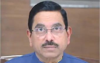 ప్రహ్లాద్ జోషీ కి విద్యాశాఖ అదనపు బాధ్యత