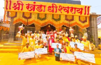 Pune News - फटाक्यांच्या आतषबाजीत तब्बल 19 तास रंगला जेजुरीचा मर्दानी दसरा