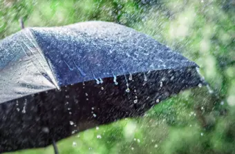 Daily weather tracker: Mercury crosses 40°C in Bikaner; very heavy rain alert in three states, heavy showers likely across 16 states