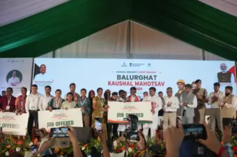 বালুরঘাটে পশ্চিমবঙ্গের প্রথম কৌশল মহোৎসবে সাড়া জাগানো অংশগ্রহণ