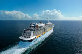 ROYAL CARIBBEAN REVEALS 2028 SUMMER LINEUP OF ALASKA VACATIONS