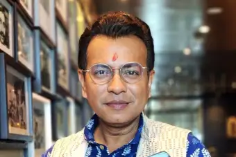 'নেতা-মন্ত্রীরা নন, আসল VIP কারা?' দুর্গাপুজোয় চমকপ্রদ বার্তা রুদ্রনীল ঘোষের