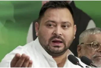 बिहारमधील पूरग्रस्तांकडे दुर्लक्ष; केंद्राकडून दुटप्पी व्यवहार होत असल्याचा तेजस्वी यादव यांचा आरोप