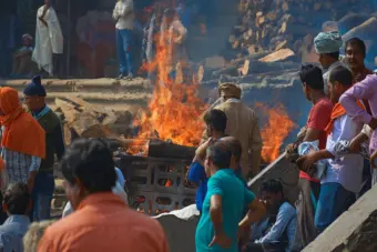 क्या अमरत्व बस एक सपना है? विज्ञान ने बताई इंसानी उम्र की 'आखिरी सीमा'