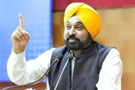 पंजाब : निजी स्कूल नहीं वसूल पाएंगे मनमानी फीस, राज्यपाल की मंजूरी के बाद बना कानून