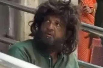 ३४०० कोटींचे मालक असलेले सर्वात श्रीमंत आमदार एका दिवसासाठी झाले 'भिकारी', रस्त्यावर मागितली भिक्षा