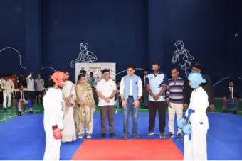 अमरेली में जिला स्तरीय कराटे प्रतियोगिता आयोजित, स्वास्थ्य मंत्री प्रफुल पानशेरिया ने खिलाड़ियों का बढ़ाया उत्साह