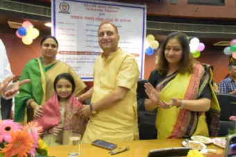 हिंदी केवल भाषा नहीं, सांस्कृतिक एकता और राष्ट्रीय अस्मिता की सशक्त अभिव्यक्ति है: महापौर