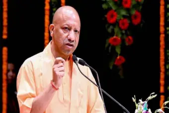 ದೇಶ ವಿಭಜನೆಗೆ ಕಾಂಗ್ರೆಸ್ಸೇ ಕಾರಣ, ಅಂದು ಮೋದಿ ಪ್ರಧಾನಿಯಾಗಿದ್ದರೆ ಭಾರತ ಸುರಕ್ಷಿತವಾಗಿರುತ್ತಿತ್ತು: ಯೋಗಿ ಆದಿತ್ಯನಾಥ್