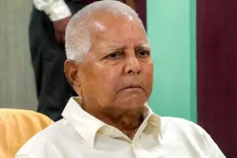 लालू यादव बेहतर इलाज के लिए दिल्ली रवाना, एम्स में जारी रहेगा उपचार
