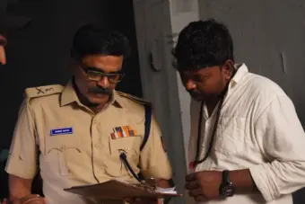 'ಅತಿಕಾಯ' ತಂಡ ಸೇರಿದ ರಾಕ್‌ಲೈನ್ ವೆಂಕಟೇಶ್ : ಖಾಕಿ ಖದರ್‌ನಲ್ಲಿ ರಾಕ್‌ಲೈನ್ ಮಿಂಚು