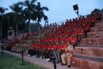 डिफेंस फोर्सेज़ की तैयारी कर रहे 250 युवा उम्मीदवारों ने स्मृतिका वॉर मेमोरियल का किया दौरा