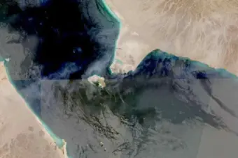 Iran-aligned Houthis threaten Saudi blockade, risking fresh move to throttle global oil supplies