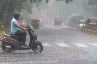 ગુજરાતમાં મેઘમહેર: પાટણના સાંતલપુરમાં 15 ઇંચ વરસાદ, ઉત્તર અને મધ્ય ગુજરાતમાં જળબંબાકાર