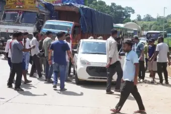 Vehicle Attacks in Shillong Trigger Retaliatory Disruptions Between Assam and Meghalaya