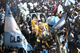 Thousands welcome home Argentina squad, without Messi, despite World Cup loss