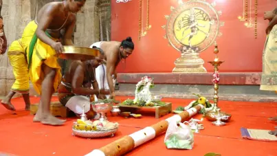 வரலாற்றுச் சிறப்புமிக்க திருக்குடமுழுக்கு விழா; தயாராகும் மதுரை மீனாட்சி கோயில் | Photo Album