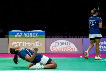 Treesa-Gayatri enter semifinals with dramatic win, assured of medal at World Championships