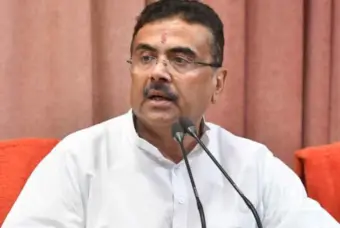 আজ সকালে নাটকীয়ভাবে স্বাস্থ্যভবনে সারপ্রাইজ ভিজিট মুখ্যমন্ত্রীর