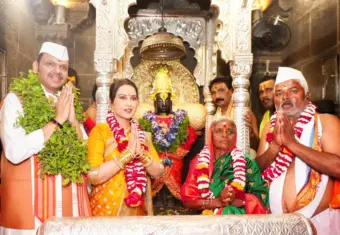 Ashadhi Ekadashi 2026: श्री विठ्ठल-रुक्मिणीची शासकीय महापूजा संपन्न; पंढरपूर कॉरिडॉर अडीच वर्षांत पूर्ण करण्याची मुख्यमंत्र्यांची घोषणा