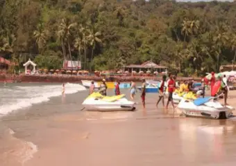 Tourist rush returns to Udupi, Mangaluru beaches for Dasara