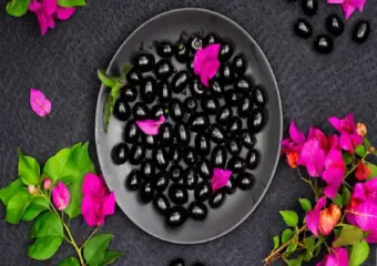 Eating jamun with salt won't speed up weight loss, studies suggest