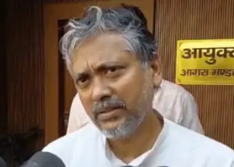 आगरा के 3 बूथों पर दोबारा होगी वोटिंग, सपा उम्मीदवार आकाश अग्रवाल का वीडियो वायरल होने के बाद फैसला
