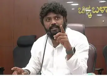 PRADEEP ESHWAR: ಪ್ರದೀಪ್ ಈಶ್ವರ್‌ಗೆ ಮುಂದಿನ ಚುನಾವಣೆಯಲ್ಲಿ ಟಿಕೆಟ್ ನೀಡಬೇಡಿ: ಕೆಪಿಸಿಸಿ ಅಧ್ಯಕ್ಷರಿಗೆ 'ಕೈ' ಮುಖಂಡರಿಂದ ದೂರು