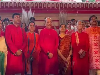 Indian envoy Dinesh Trivedi attends Mahalaya celebrations at Dhakeshwari Temple in Dhaka