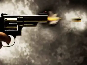 Patna Crime News: Jansuraj Leader Anil Yadav Shot at, Five Bullets Hit Him; Prashant Kishor and Tejashwi Visit Hospital