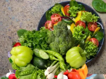 Health Tips: दवाईयों से नहीं इन सब्जियों को खाकर भी बढ़ा सकते हैं आप अपना खून