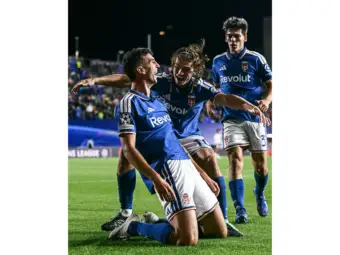 Nico Paz scores brace as Como stun Manchester United 4-1 in Champions League