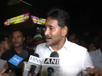 Andhra: Jagan Reddy urges Governor Nazeer's intervention, alleges TDP blocking YSRCP candidates' nomination in local body polls