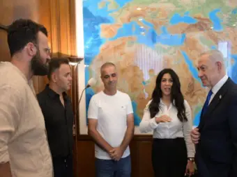 Netanyahu hails flydubai heroes who subdued co-pilot, says they will light torch on Independence Day