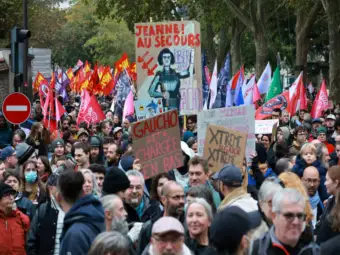 French police arrest 135 people amid protests as far-right National Rally opens congress in Orléans