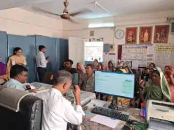 દહીંથરા પ્રાથમિક શાળા ની એસ એમ સી બેઠક મળી