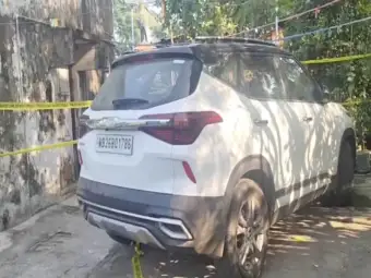 Duttapukur NIA                                                                                    বিপুল পরিমাণ সন্দেহজনক রাসায়নিক উদ্ধারে চাঞ্চল্য দত্তপুকুরে, আটক ব্যবসায়ী