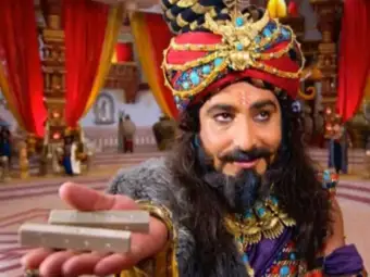 Mahabharata Secrets: Were Shakuni's dice really made from his father's bones? Learn the true story of the Kuru dynasty's destruction