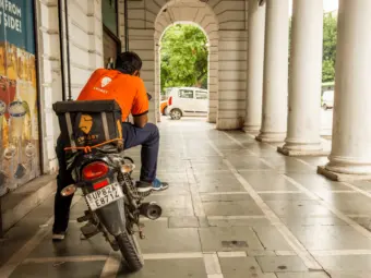 Swiggy To Sell Lynk To Udaan For ₹500 Cr, Pick Up 3.2% Stake In B2B Unicorn