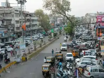 ईद मिलादुन्नबी और रक्षाबंधन पर सागर में ट्रैफिक डायवर्जन: कटरा बाजार में 26 से 28 अगस्त तक बड़े वाहनों की एंट्री बंद