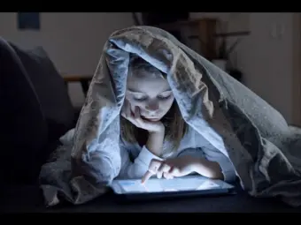 Is Rainy-Day Screen Time Making Your Child More Irritable? What Parents Should Know